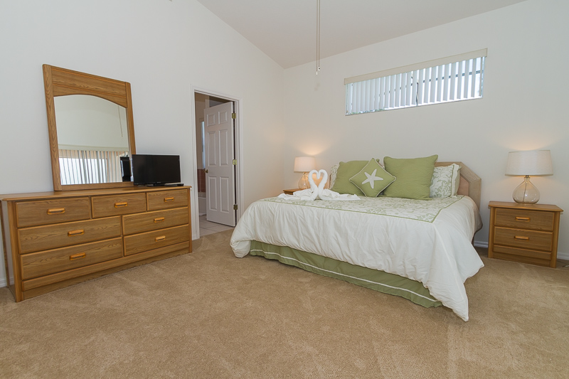 2902 Paddington - Lindfields - Master Bedroom view 3 -Pilgrim Homes Florida