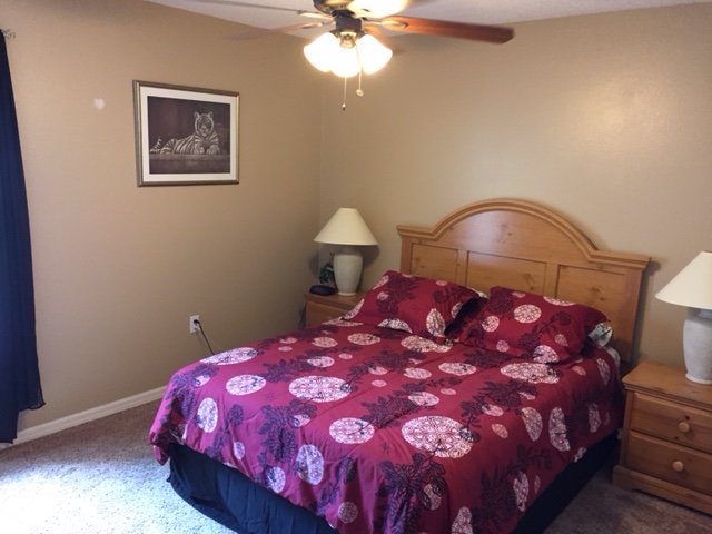 8111 Yellow Crane Drive - Queen Bedroom 2 - Pilgrim Homes Florida
